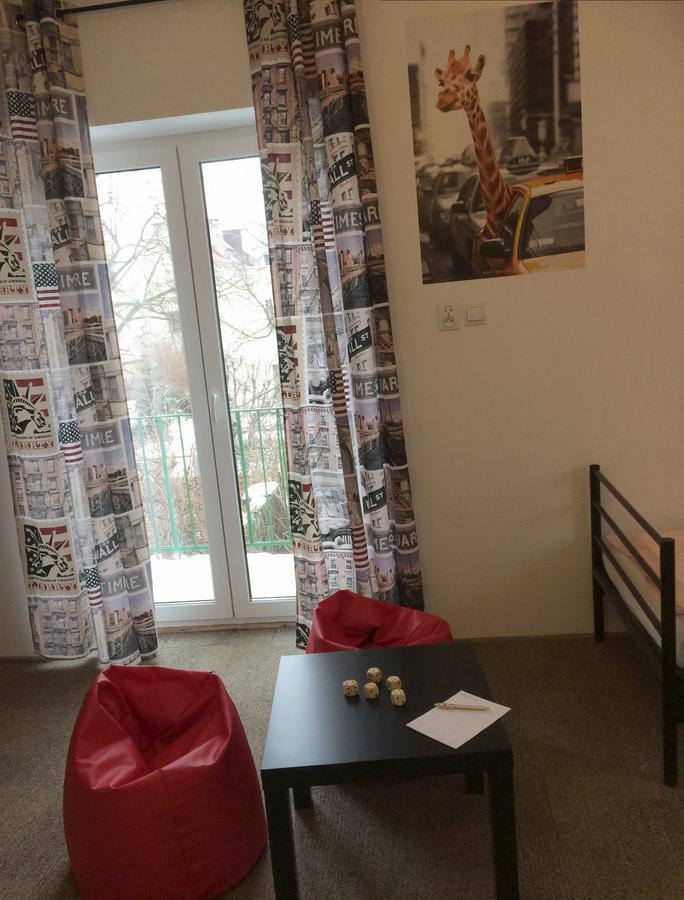 Hophop Noclegi Varşovia Exterior foto